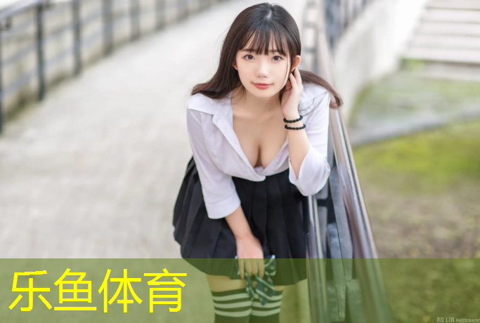 躺着哑铃